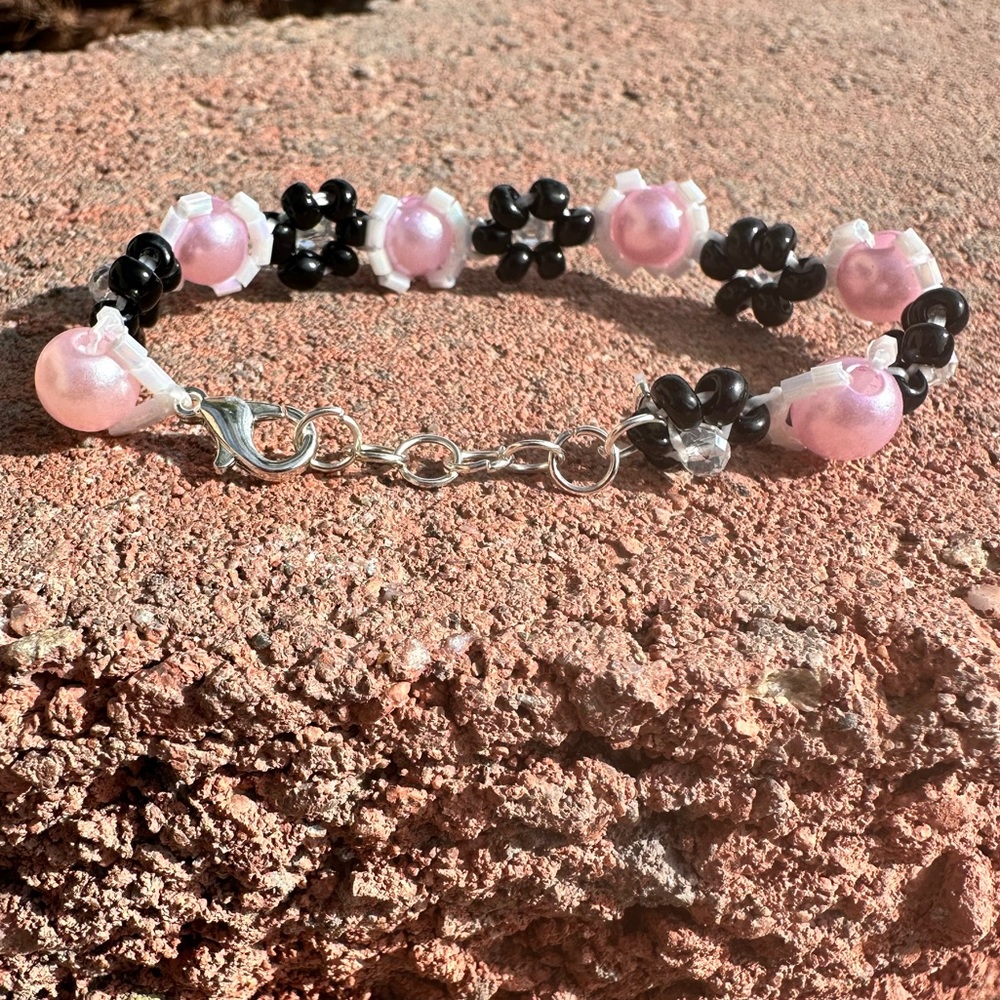 Handmade Black & Pearl Pink Floral Adjustable Bracelet w Silver Colored Accents - Picture 2 of 2